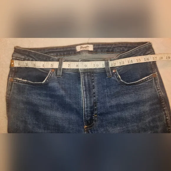 Wrangler Women's Retro High Rise Flare Bell Bottom Jeans Size 31x30 - Picture 10 of 12